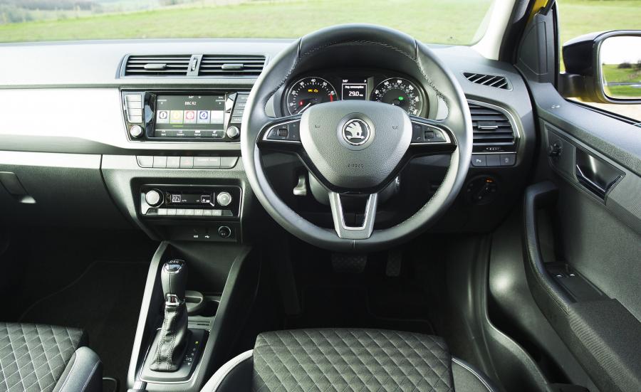 Торпедо Skoda Fabia (NJ) 2015 года  (фото 16 из 23)